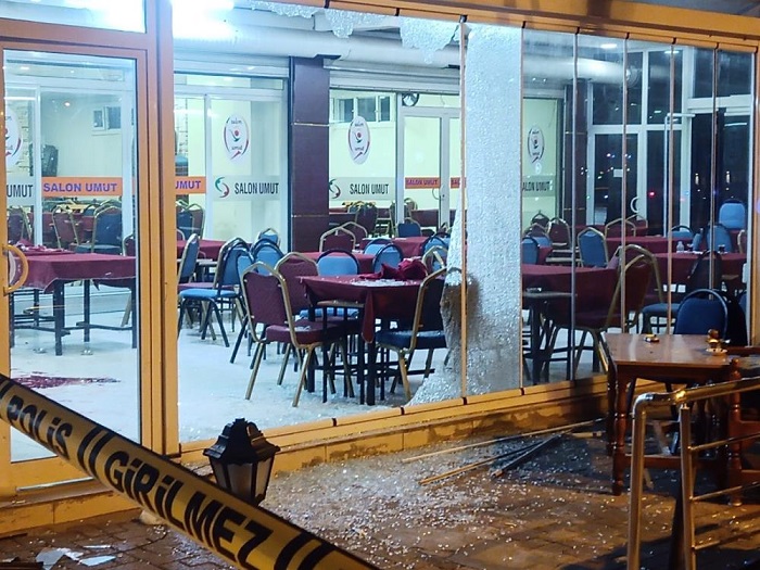 Diyarbakır'da kıraathane saldırısında ağır yaralanan bir kişi hayatını kaybetti