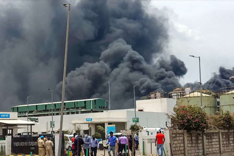 VİDEO HABER - Fabrikada patlama: 6 ölü