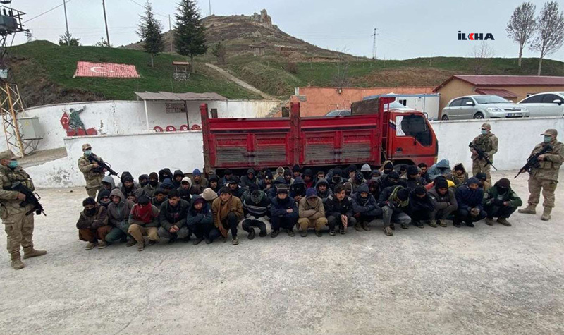 VİDEO HABER - Bitlis’te 110 düzensiz göçmen yakalandı