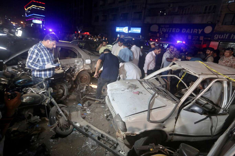 Bombalı saldırı: 1 ölü, 13 yaralı