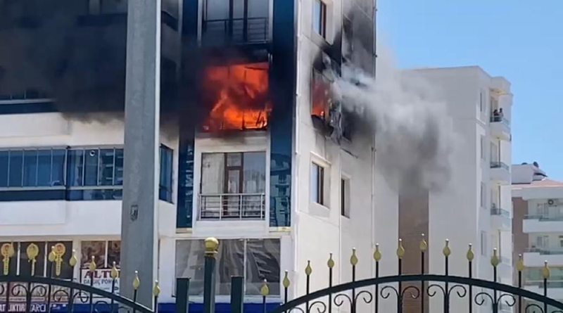 Diyarbakır’da bir ev alevlere teslim oldu