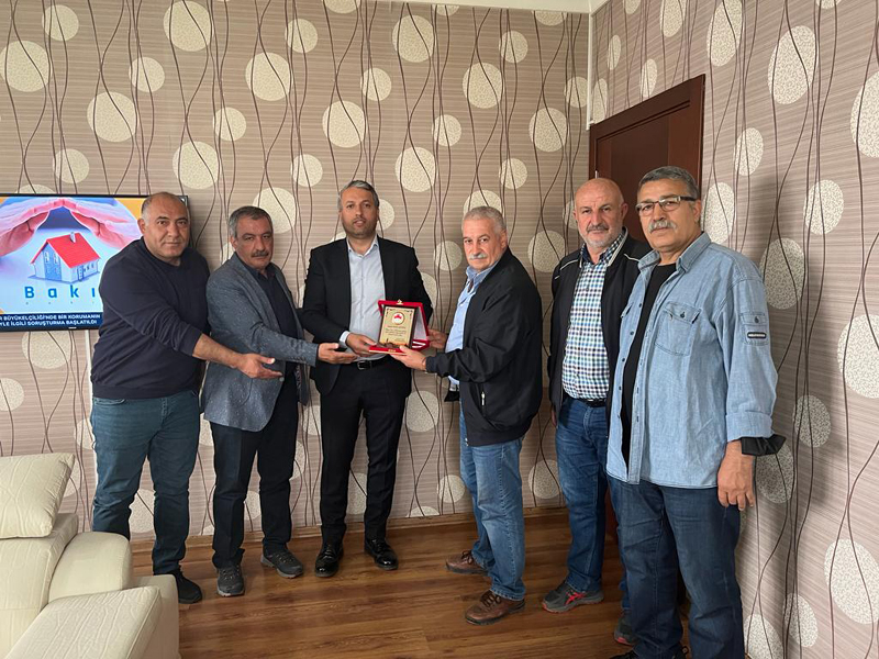 Alipaşaspor Kulübü’nden Aktepe‘ye plaket