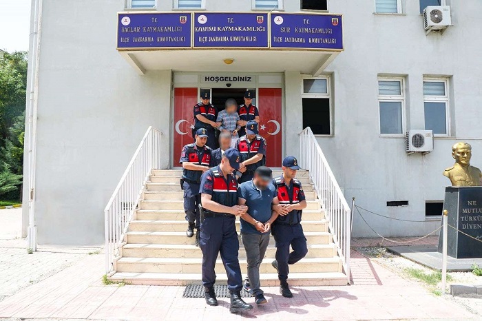 Diyarbakır’da kaçakçılık operasyonunda 2 kişi tutuklandı