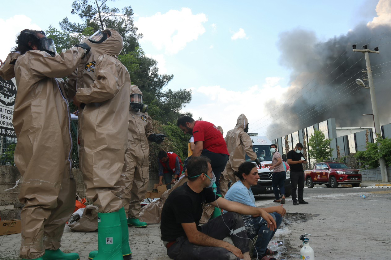 Diyarbakır Valisinden yangın açıklaması: Herhangi bir can kaybımız yok