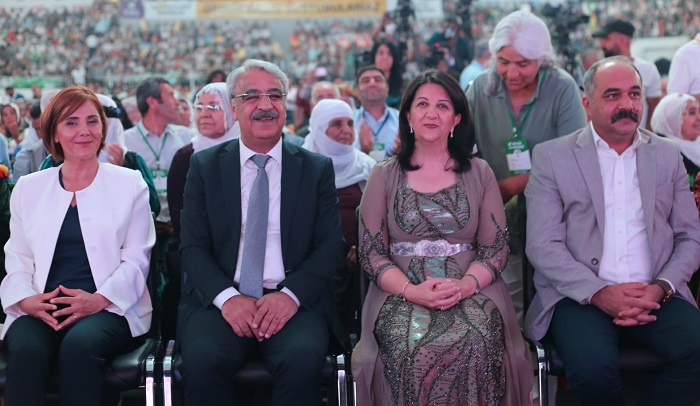 HDP’de Buldan ve Sancar yeniden Eşbaşkanlığa seçildi