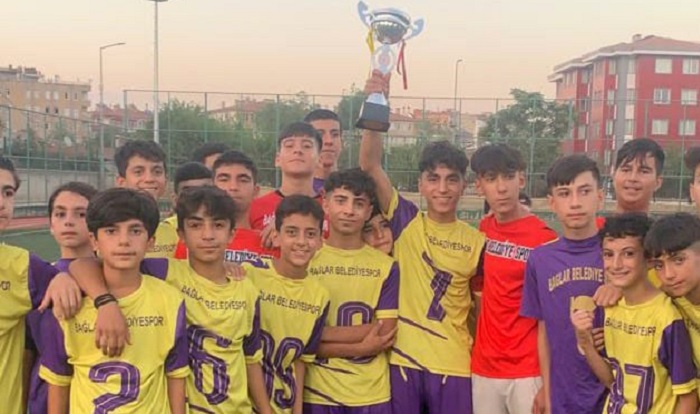 Bağlar Belediyespor U14 Takımı Diyarbakır Şampiyonu oldu