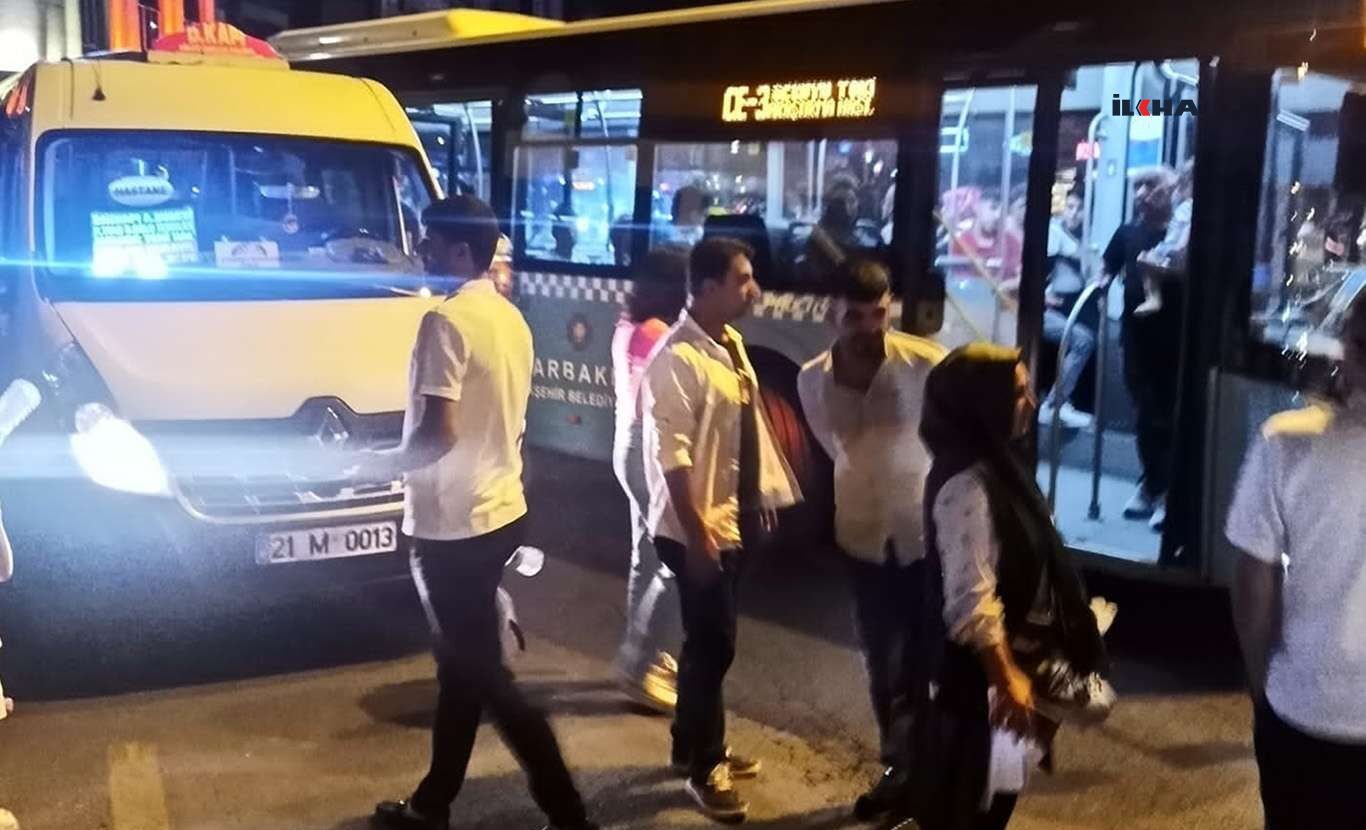 Diyarbakır'da belediye otobüsü ile minibüs çarpıştı