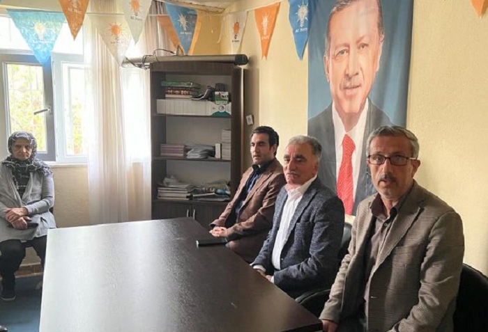 Lice AK Parti’de istifaların ardından karşılıklı suçlamalar