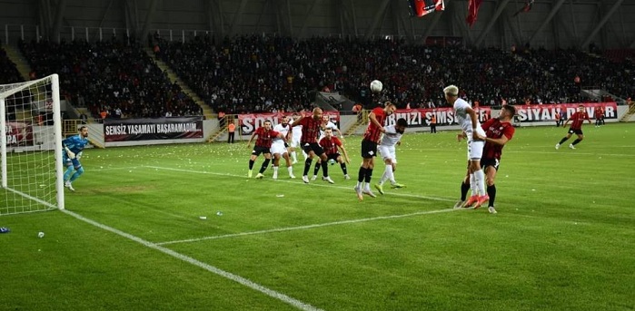 Diyarbekirspor Utaş Uşakspor'u uzatmalarda geçti: 1-0