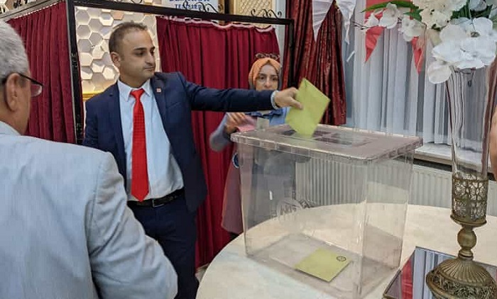 CHP Diyarbakır Olağanüstü İl Kongresi’nde oy verme işlemi başladı