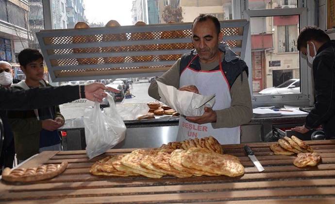 Elektrik ve doğalgaz zammının ardından ekmeğe zam sinyali