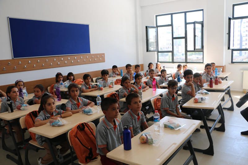 Diyarbakır’da 35 derslik Raif Türk İlkokulu eğitime açıldı