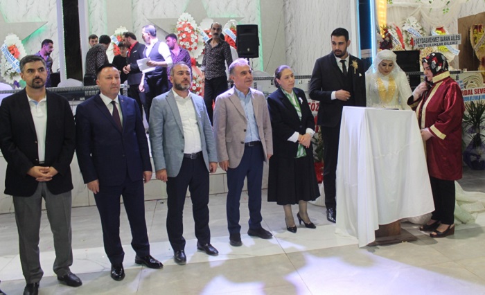 Beybur Ailesinin mutlu günü