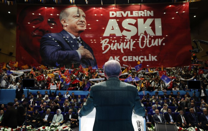 Cumhurbaşkanı Erdoğan, Diyarbakır'da gençlerle buluştu