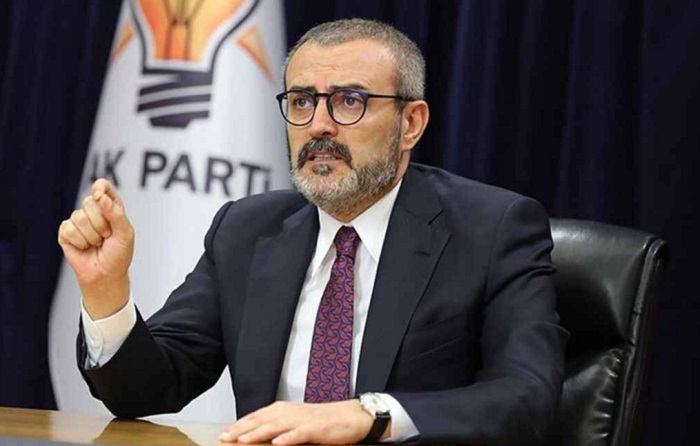 Ak Parti’li Mahir Ünal görevinden istifa etti
