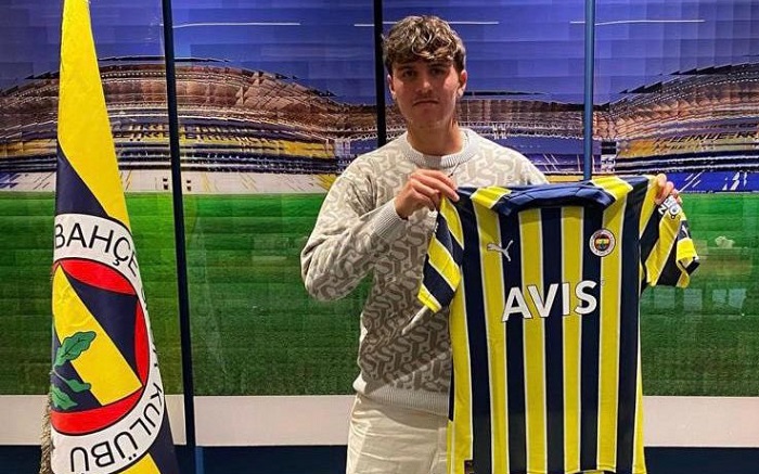 Fenerbahçe'nin yeni transferi Suncak’tan ‘Kürdistan bayrağı’ iddialarına yanıt