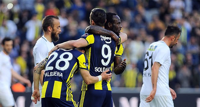 Fenerbahçe kazandı, Akhisarspor küme düştü