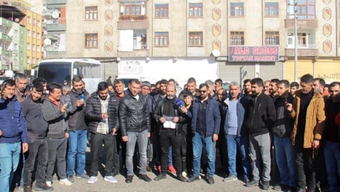 Diyarbakır'da inşaat işçilerinden ‘yevmiye’ eylemi