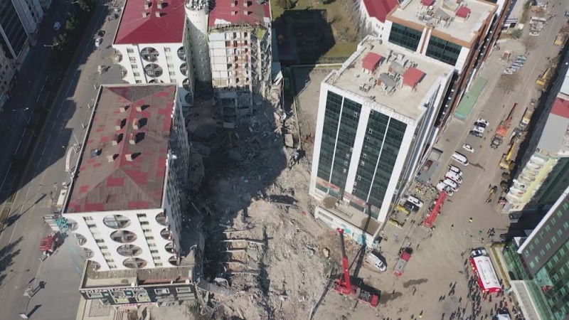 Diyar Galeria’daki depremin izleri yürek burktu