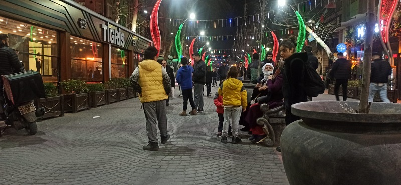 Hatay’da 6,4 şiddetinde deprem; Diyarbakır’da panik anlar