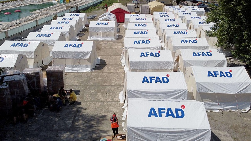 AFAD: 300 bin 809 çadır kuruldu