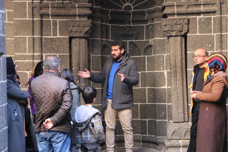 Diyarbakır’daki tarihi Mesudiye Medresesi depremlerden etkilenmedi