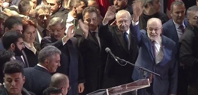 6'lı masanın  Cumhurbaşkanı adayı Kemal Kılıçdaroğlu 