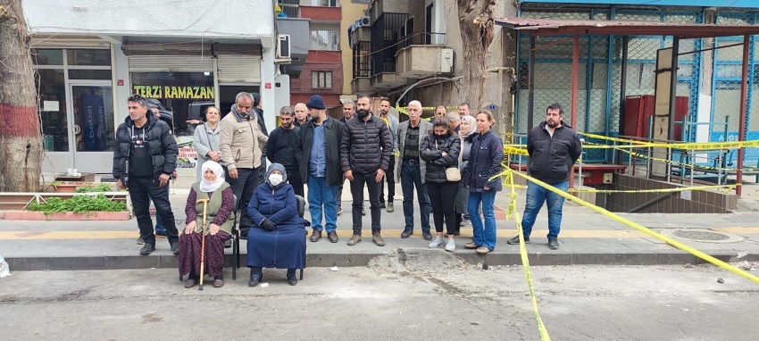 Diyarbakır’da depremzede bina sakinleri oturma eylemi başlattı