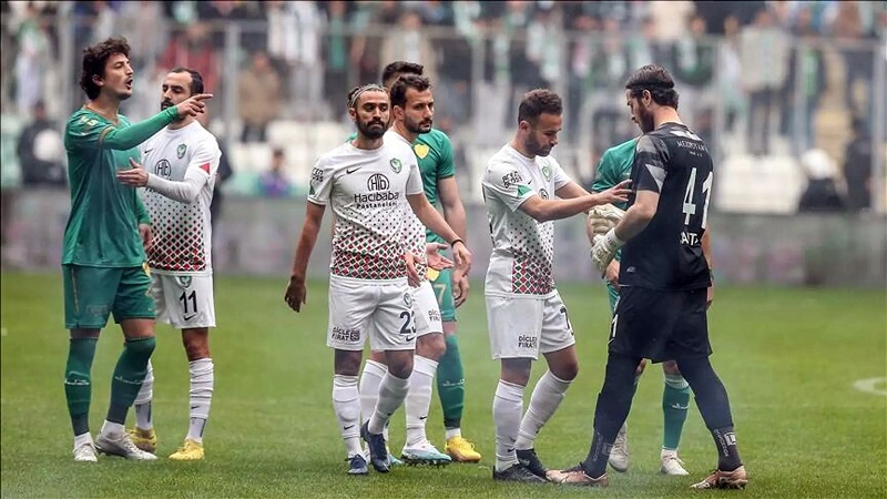 Diyarbekirspor maçı öncesi Bursaspor’da şok gelişmeler
