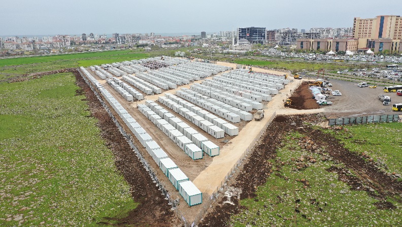 Diyarbakır'da depremzedelerin konteyner kente yerleştirilmesine başlanacak