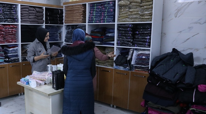 Diyarbakır’da ‘El Ele Mağazası’nda depremzedelerin ihtiyaçları karşılanıyor