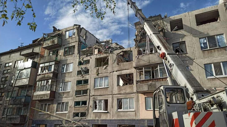 Rusya, Donetsk’te 5 katlı apartmanı vurdu: 11 ölü, 22 yaralı