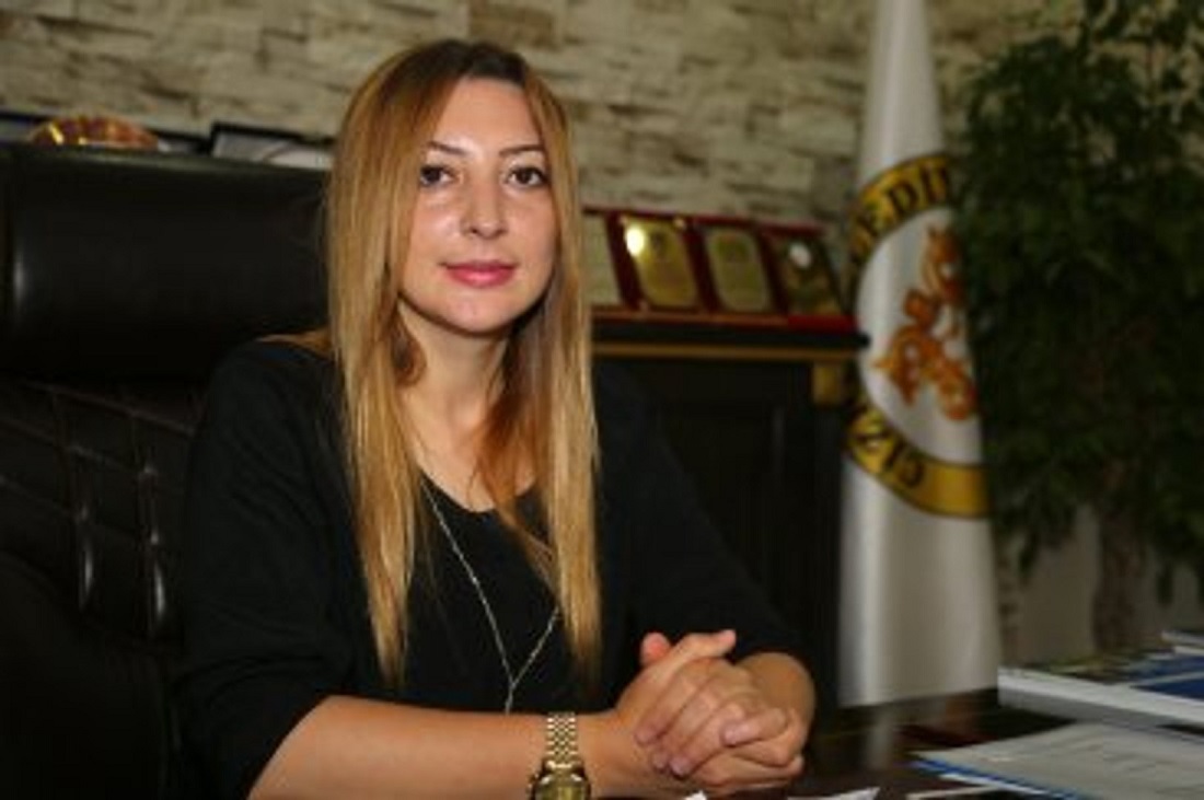 Cizre Belediye Eşbaşkanı Berivan Kutlu gözaltına alındı