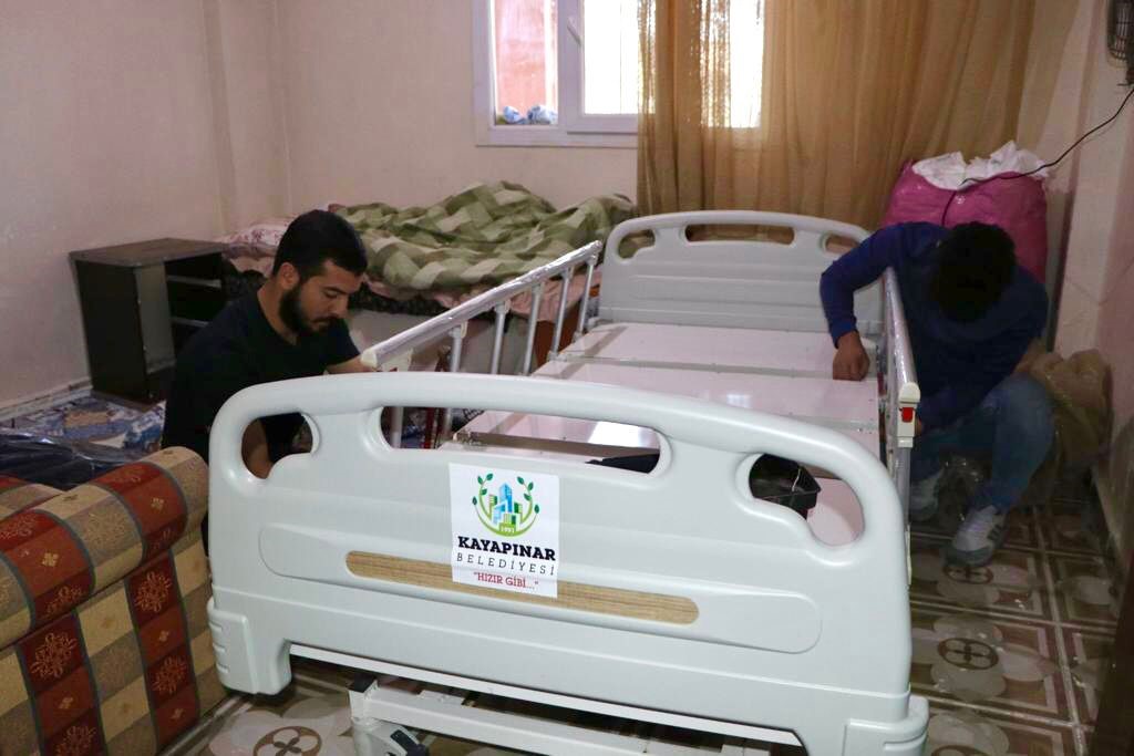 Kayapınar Belediyesi’nden yatalak hastalara ücretsiz hasta yatağı