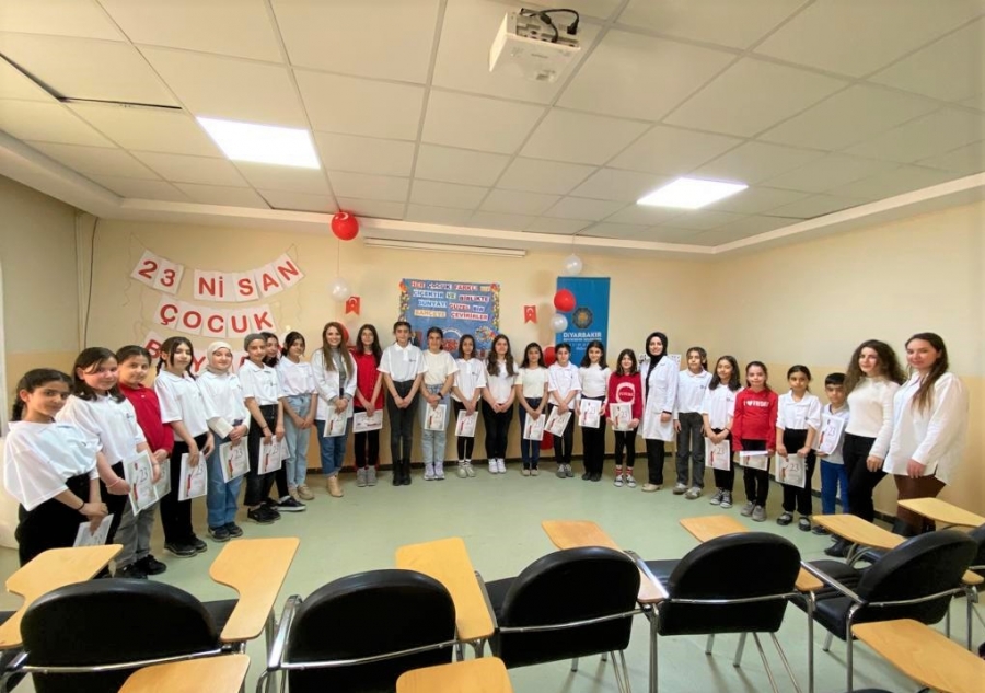 Bilgievi öğrencileri 23 Nisan’ı coşkuyla kutladı