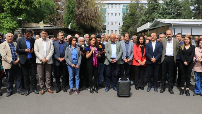 Diyarbakır merkezli operasyonlara tepki: Demokrasiyi tesis etmek için geliyoruz