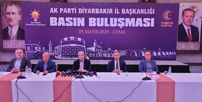 Diyarbakır'da AK Parti'den "Basın Buluşması" etkinliği