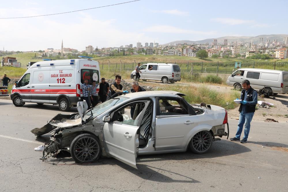Kahramanmaraş'ta trafik kazası: 2 ölü 2 yaralı