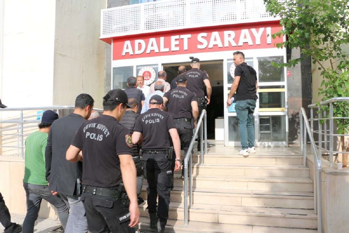 Diyarbakır'daki kavgada 11 tutuklama