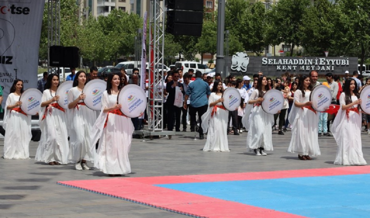 Diyarbakır’da arbaneli 19 Mayıs kutlaması