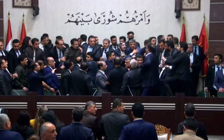 Kürdistan Parlamentosu’nda gerginlik