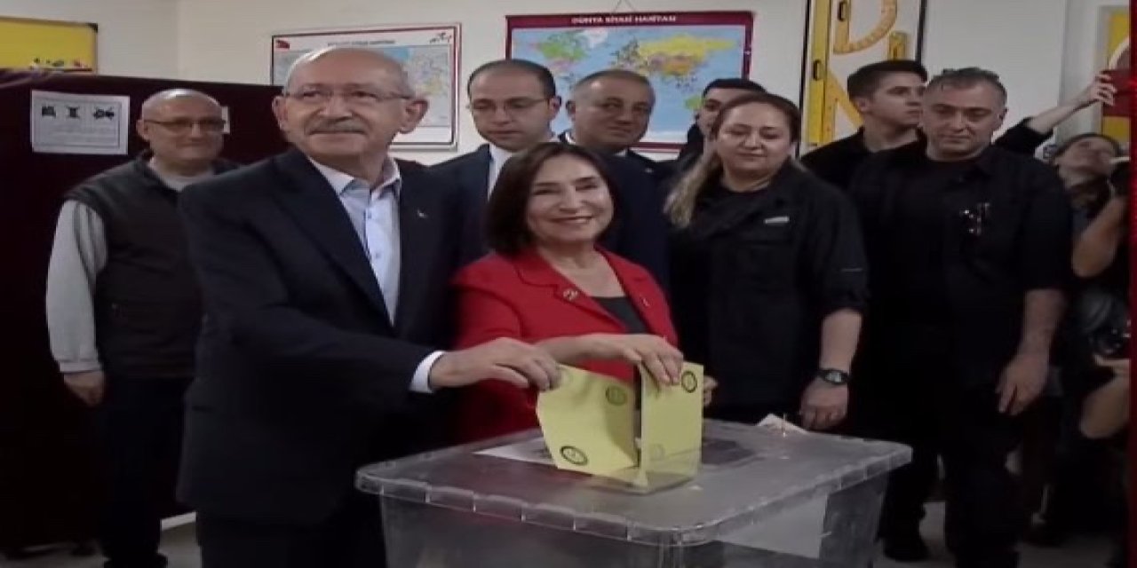 Cumhurbaşkanı adayı Kemal Kılıçdaroğlu oyunu kullandı