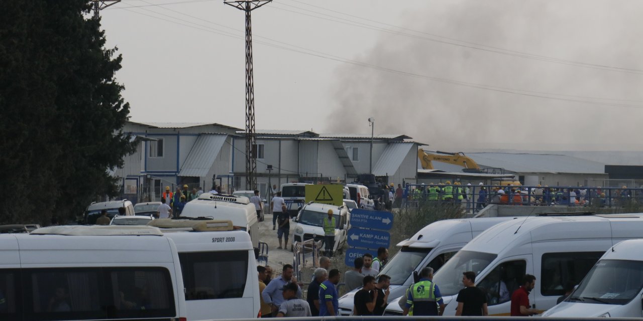 Fabrikada yangın çıktı: işçiler yaralandı