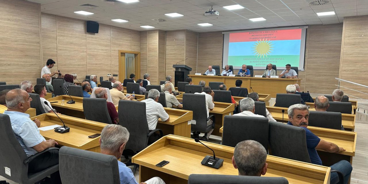 Diyarbakır'da Kürdistan'ın Geleceği Konferansı düzenlendi