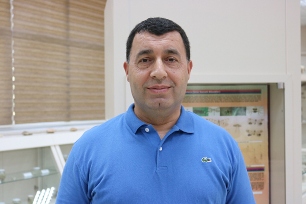 Çekirgeler çiftçilerin korkulu rüyası oldu