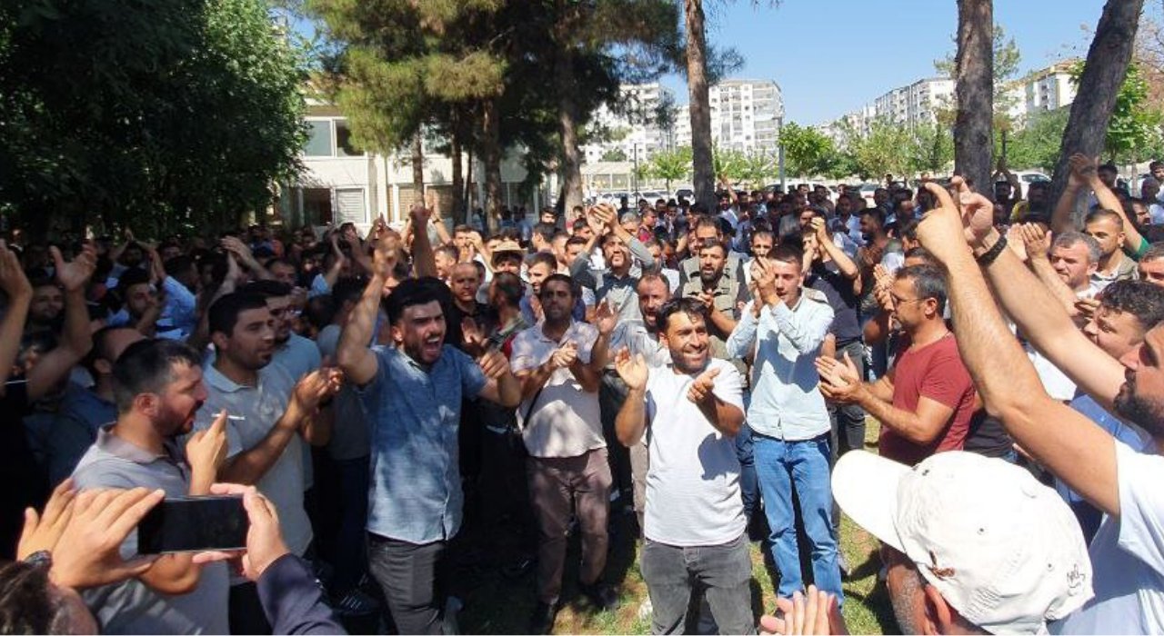 Dicle Elektrik Diyarbakır'da çok sayıda çalışanı işten çıkardı
