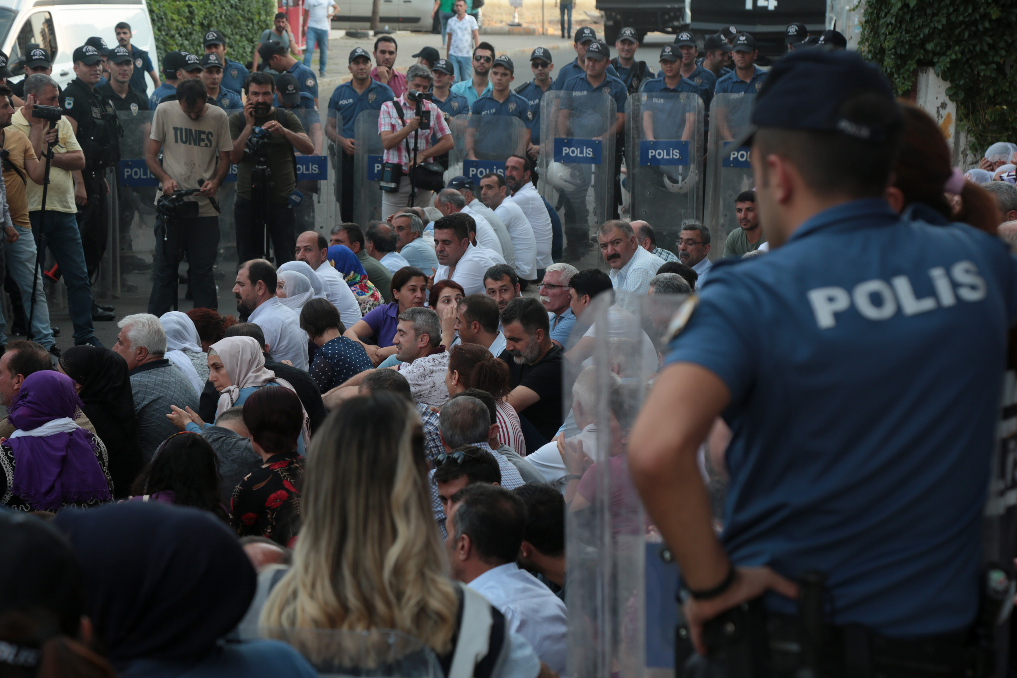 HDP'nin 'Savaşa Hayır' yürüyüşüne izin verilmedi