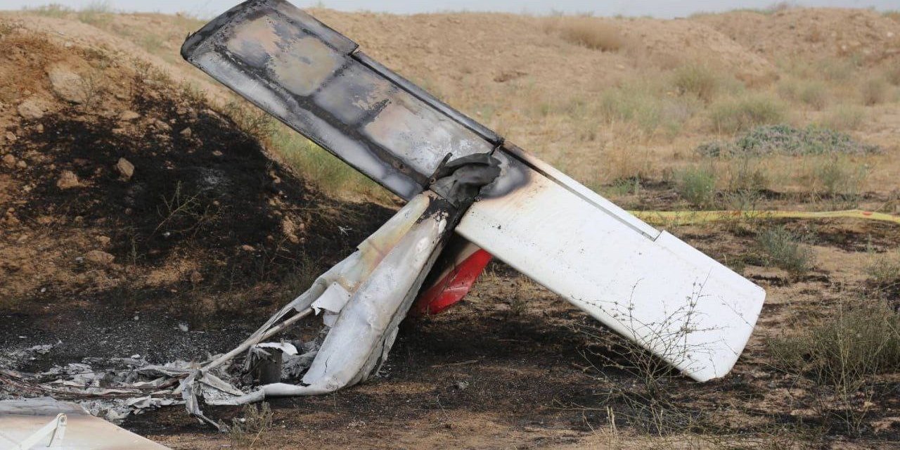 Eğitim uçağı düştü: 2 ölü