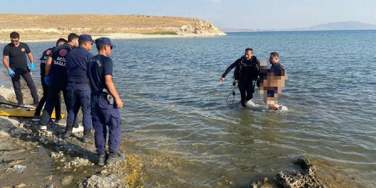 Göle giren 1 genç ile onu kurtarmaya çalışan kişi boğuldu