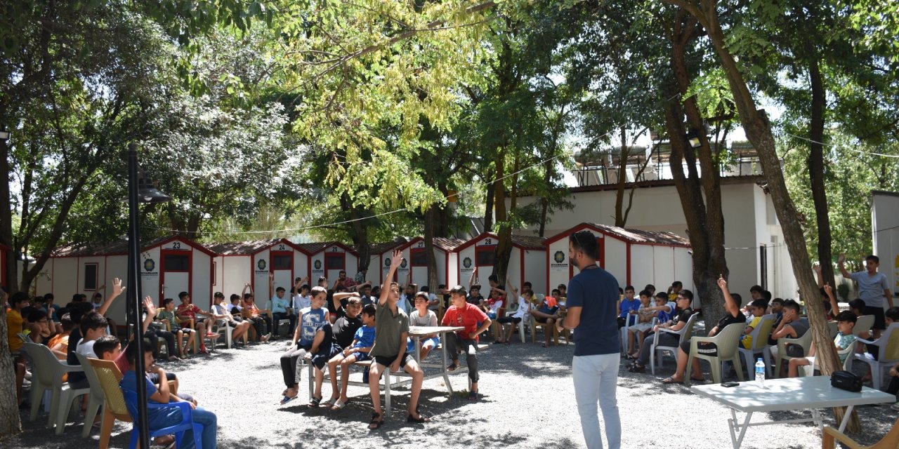 Hazar Uyanış Gençlik Kampı misafirlerini ağırlıyor